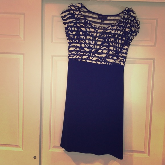 Dress - Picture 1 of 3